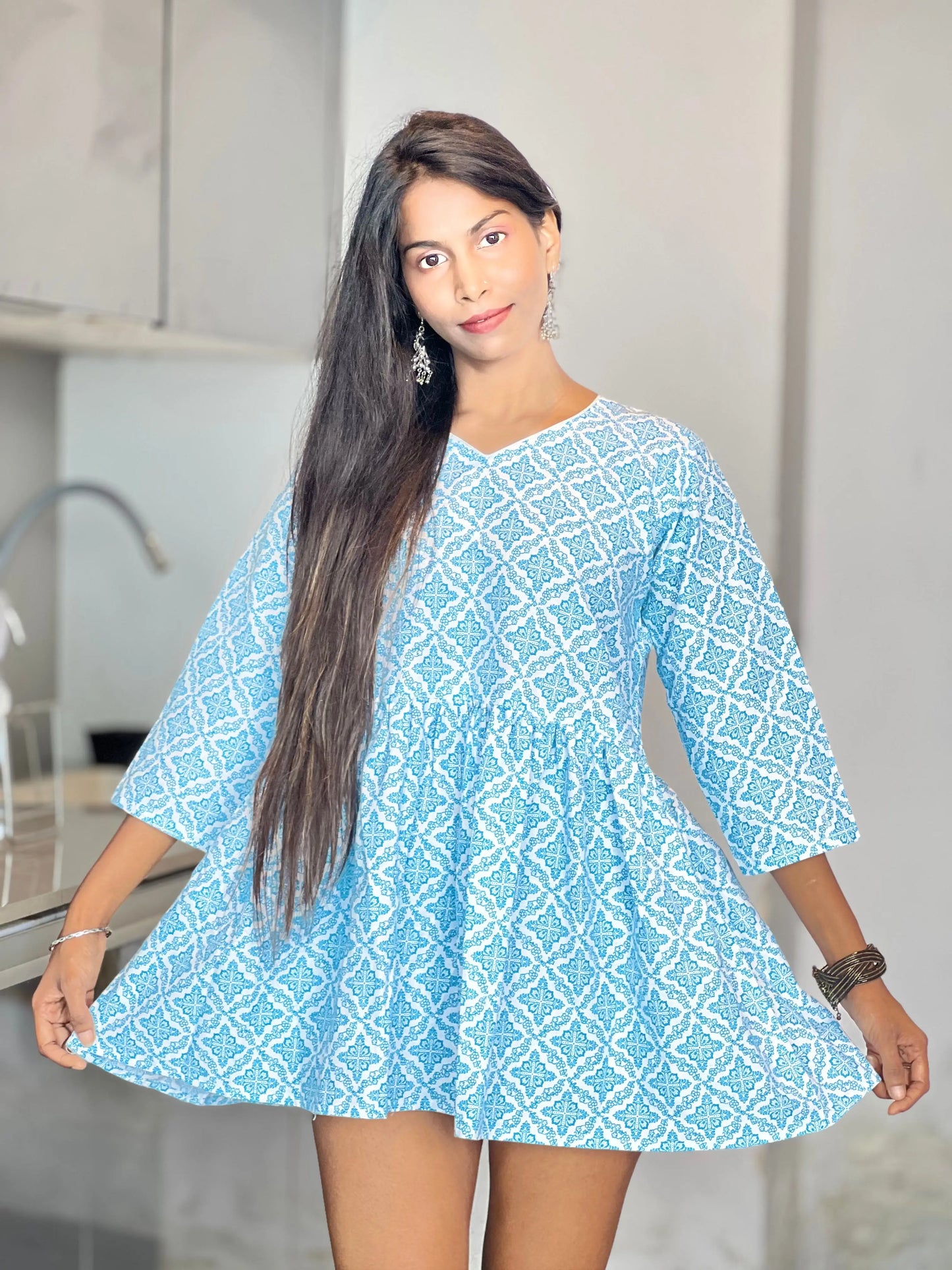 Kurti Wale Women's Short Cotton Kurti Dress – Blue Printed Flared Style Kurti Wale