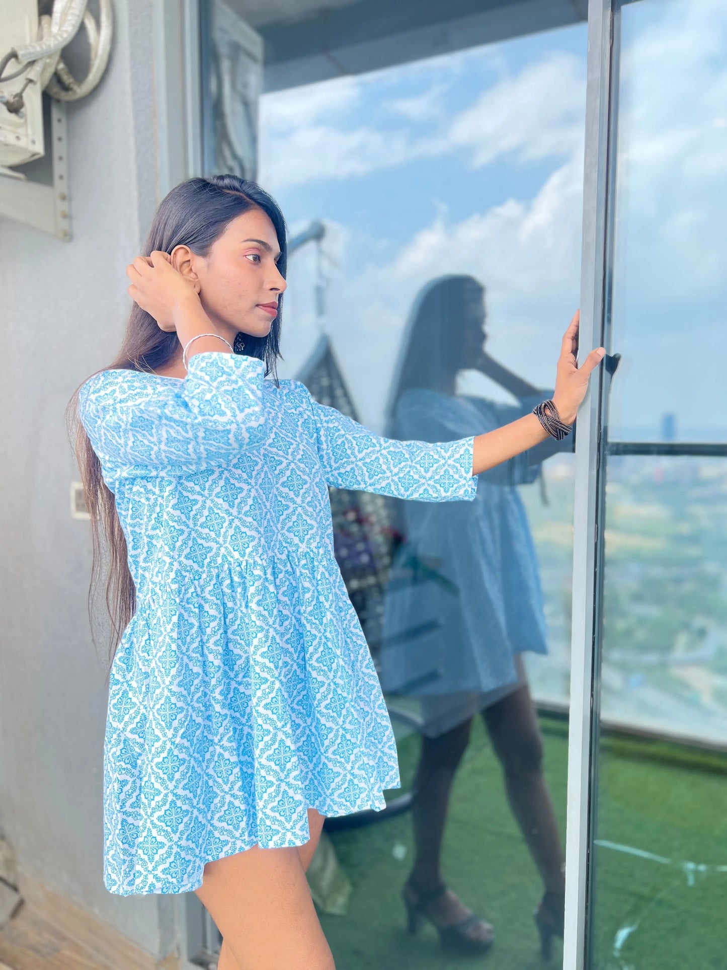 Kurti Wale Women's Short Cotton Kurti Dress – Blue Printed Flared Style Kurti Wale