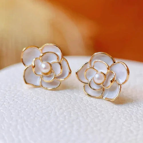 Pretty white camellia Flowers Stud Earrings Kurti Wale
