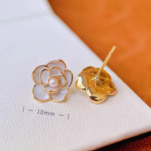 Pretty white camellia Flowers Stud Earrings Kurti Wale