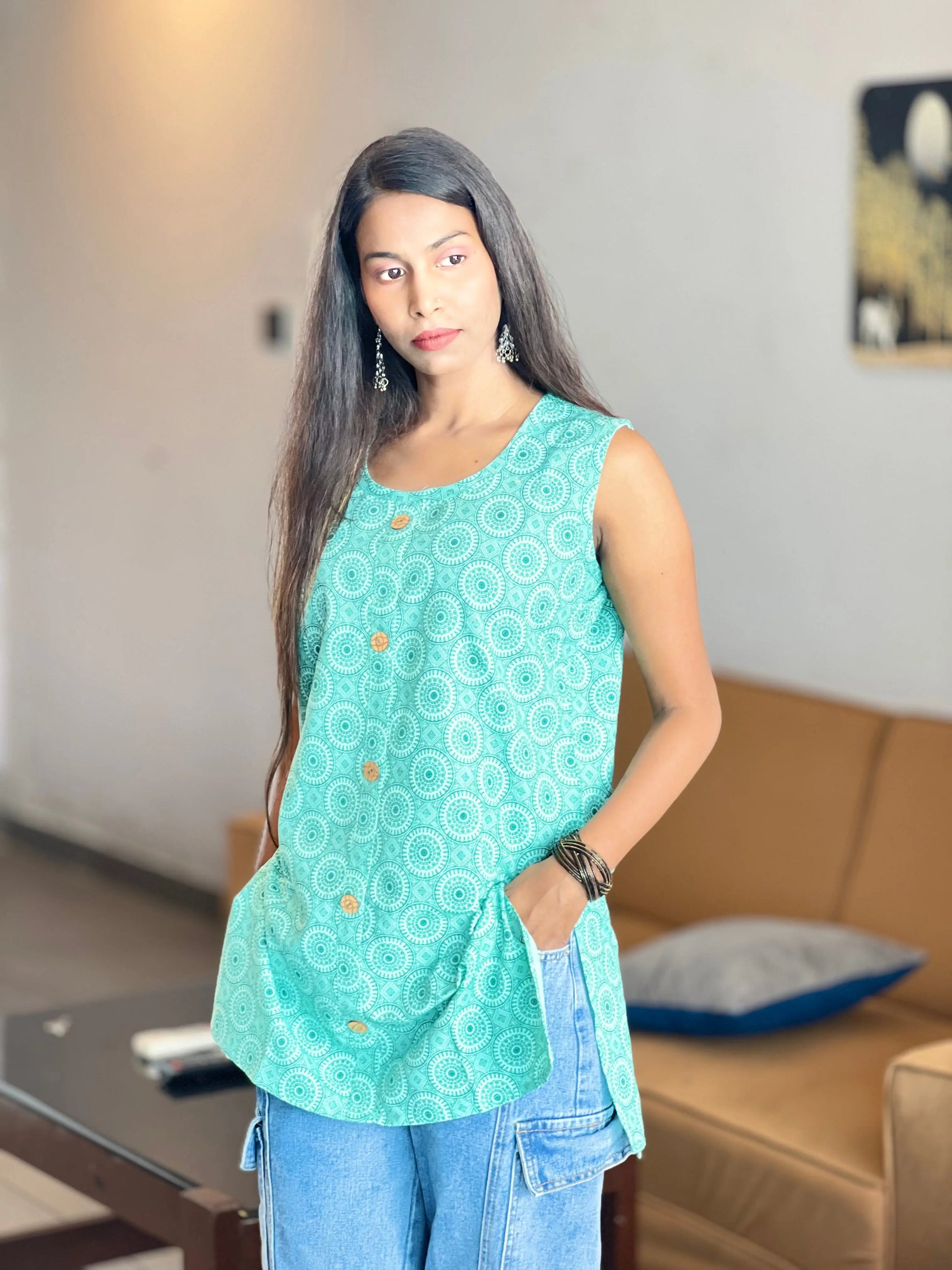 Kurti Wale Women's Sleeveless Cotton Kurti Kurti Wale