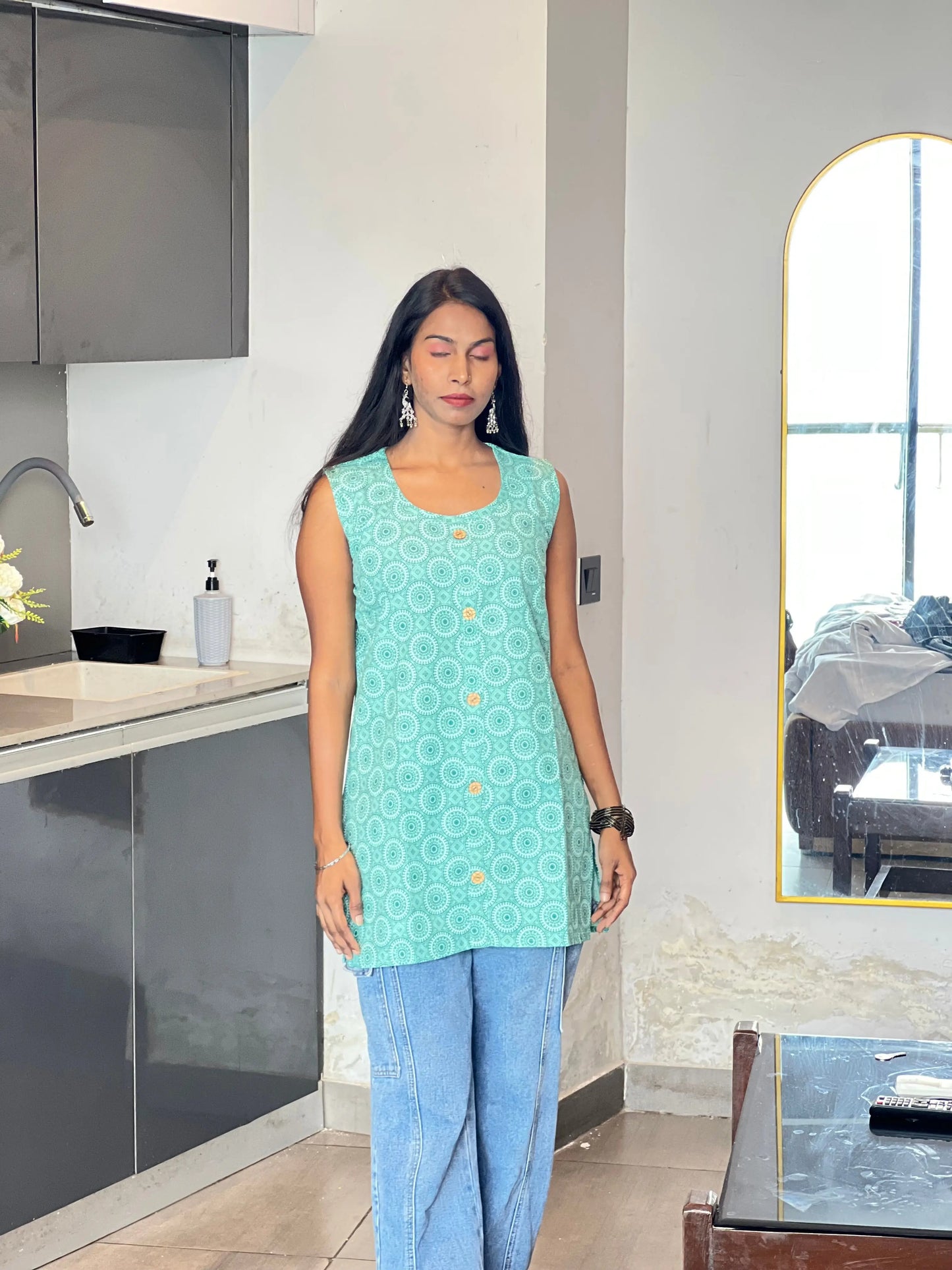Kurti Wale Women's Sleeveless Cotton Kurti Kurti Wale