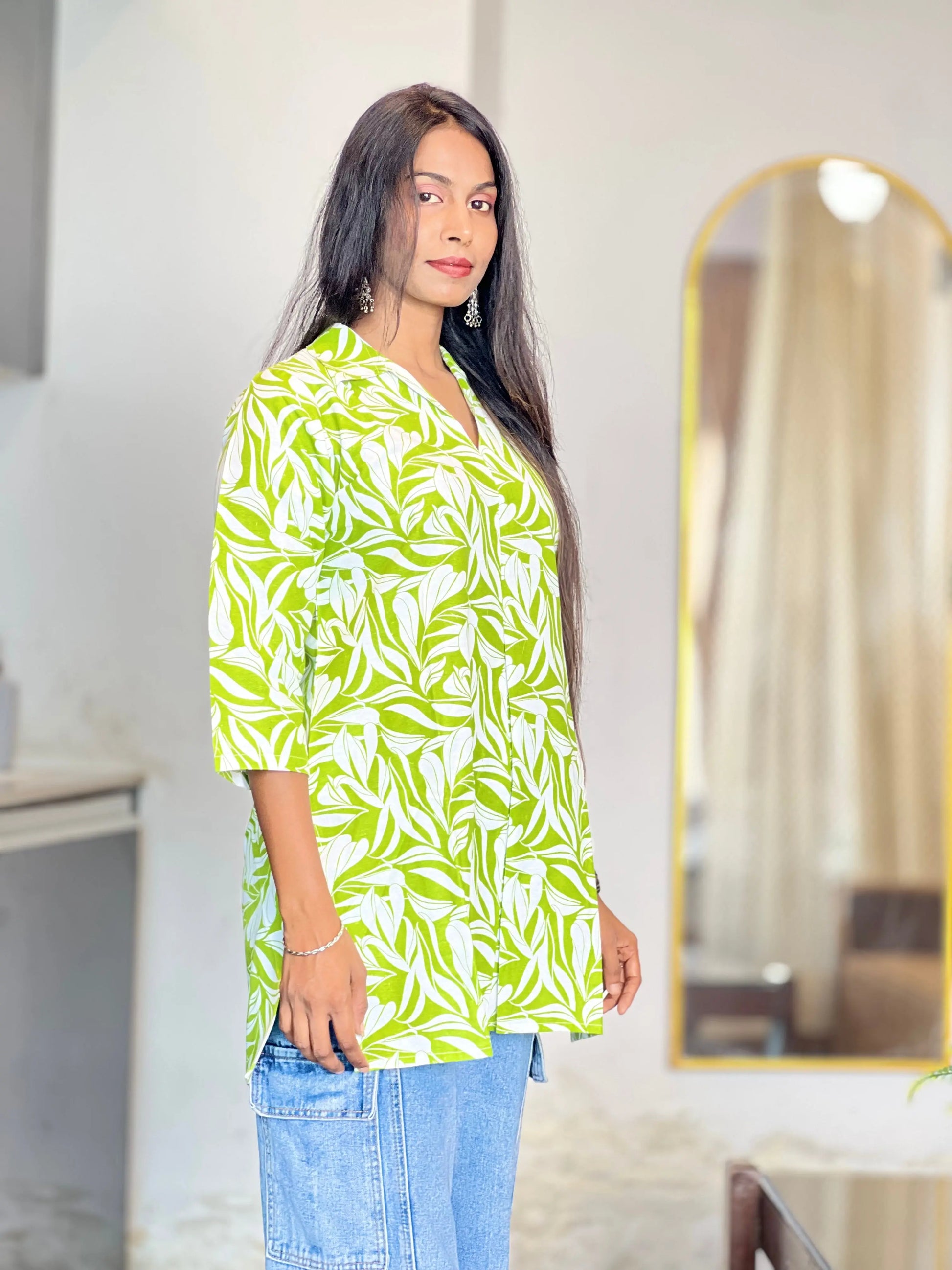 Kurti Wale Women's Green Leaf Print Cotton Kurti – Stylish 3/4 Sleeve Casual Wear Kurti Wale