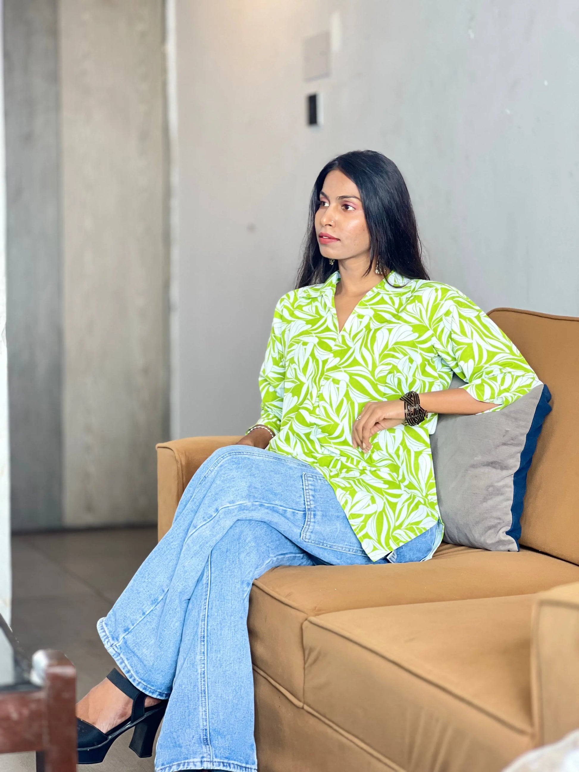 Kurti Wale Women's Green Leaf Print Cotton Kurti – Stylish 3/4 Sleeve Casual Wear Kurti Wale